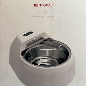 Smart Water Fountain - Silver and Gray